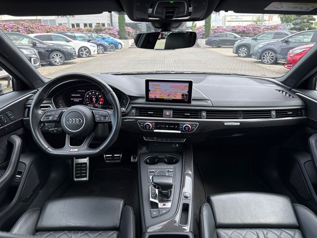 Audi S4 Avant 3.0 TFSI quattro