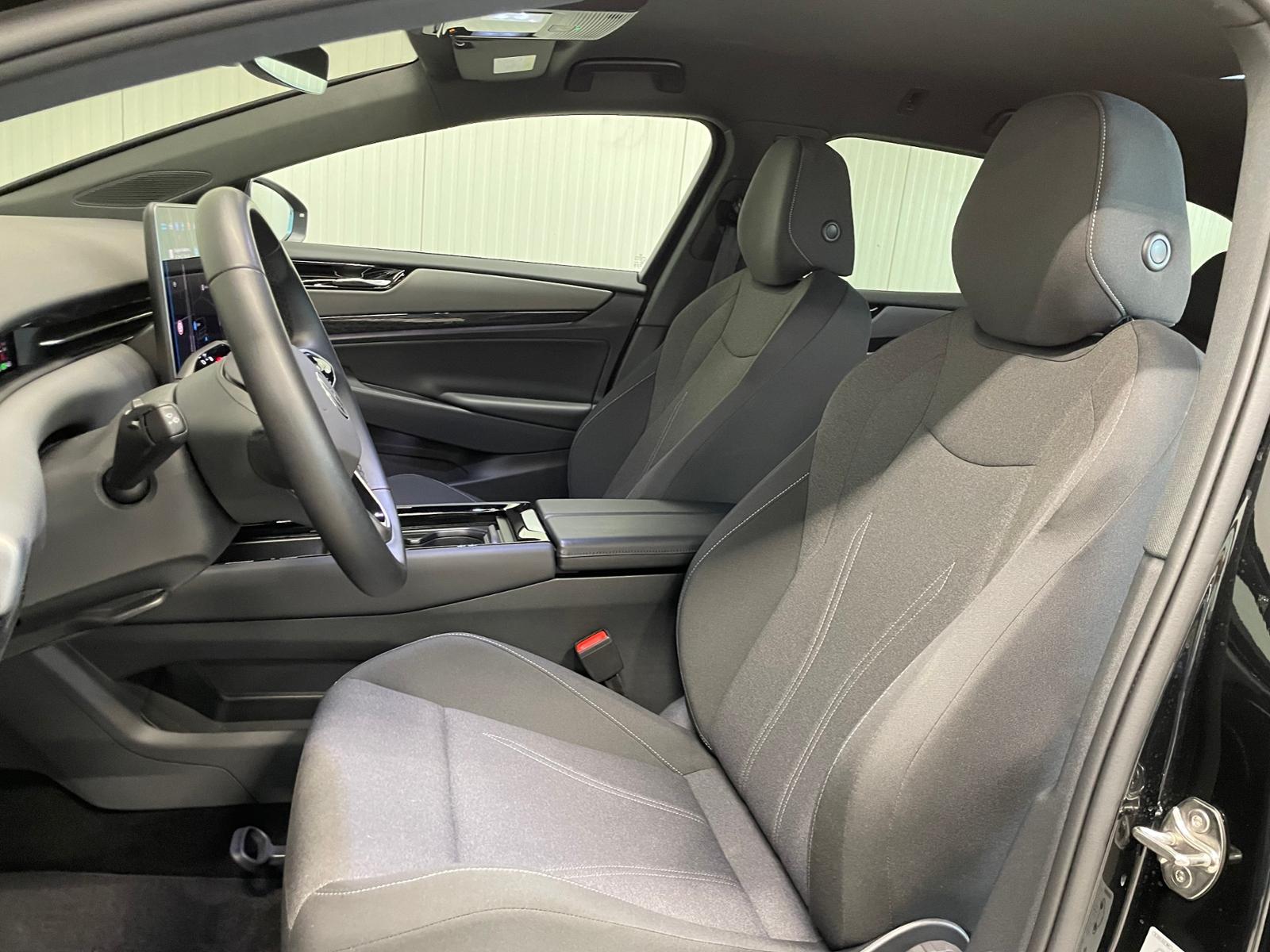 Volkswagen ID.7 Tourer Pro 77kWh AHK WÄRMEPUMPE IQ.LIGHT