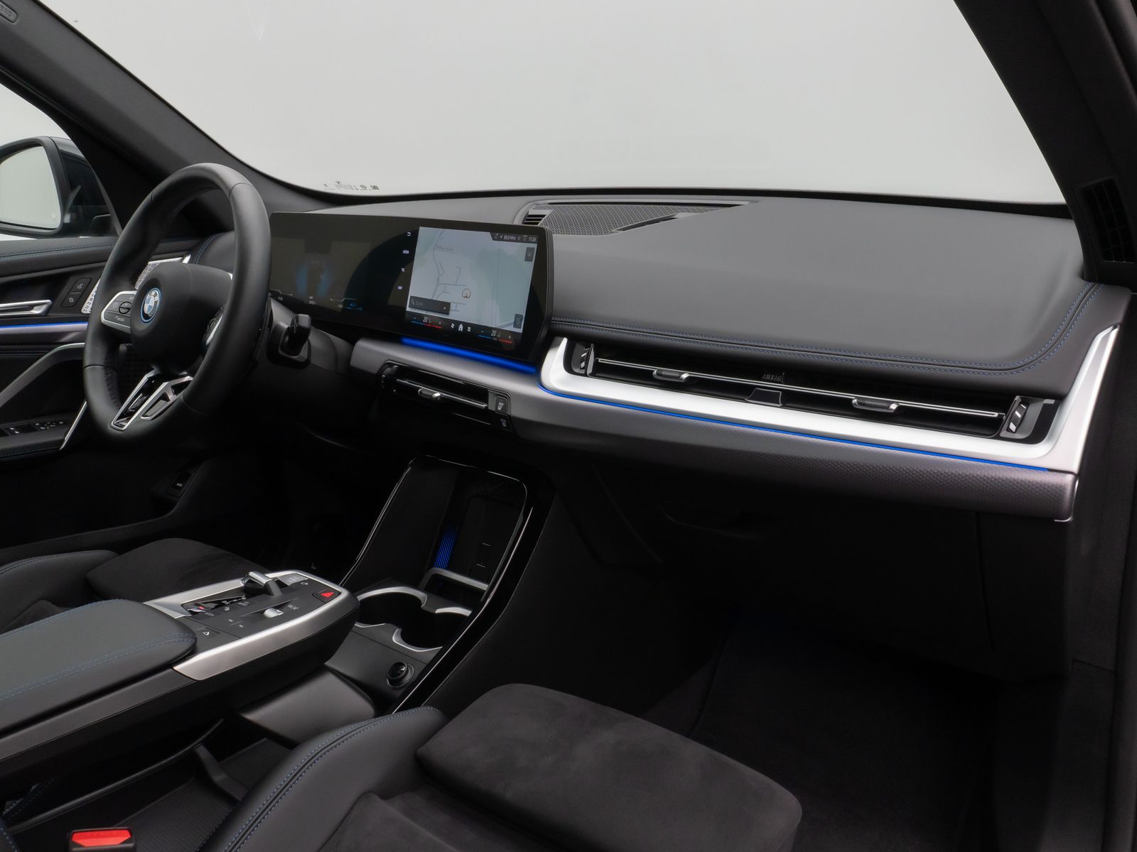 Fahrzeugabbildung BMW X1 xD25e M Sport Panorama Kamera H/K DAB Komfort
