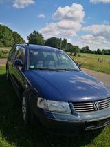 Volkswagen Passat Variant 2.3 V5 Comfortline TÜV bis 10/25 - Volkswagen Passat Variant aus 1999
