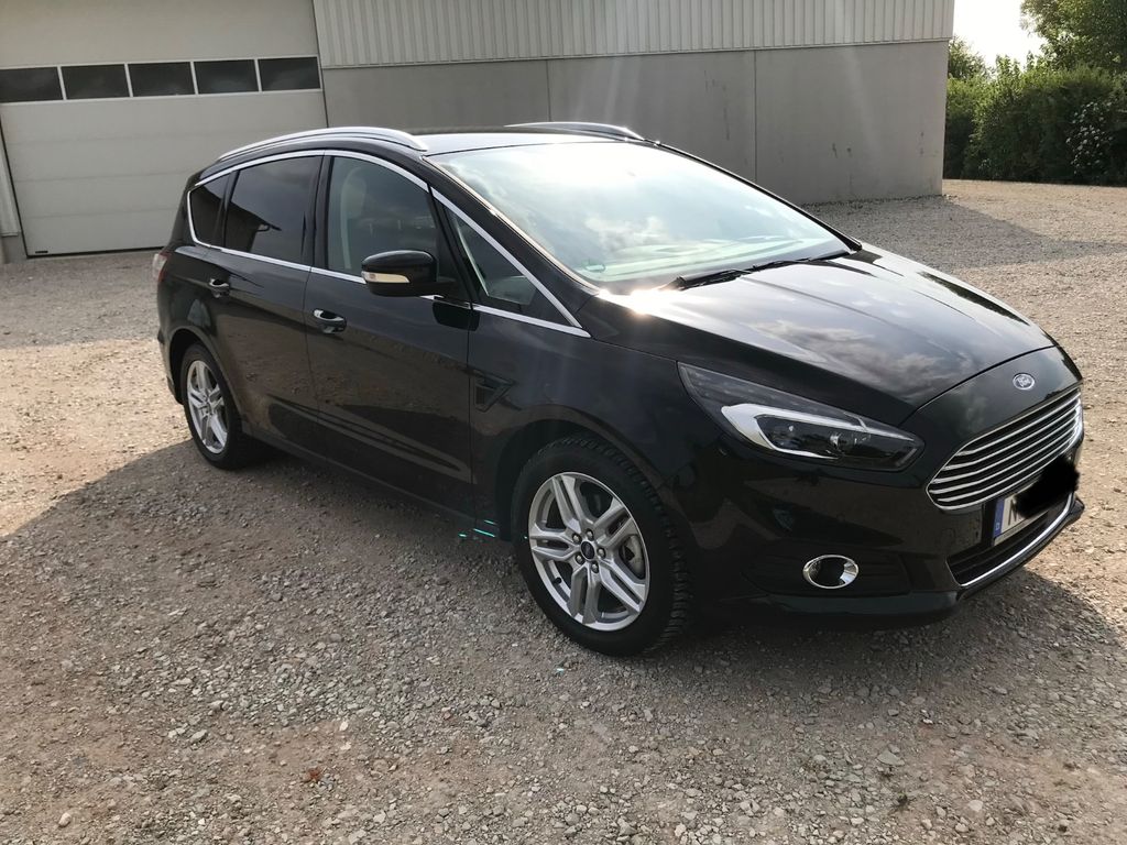 Image of Ford S-Max