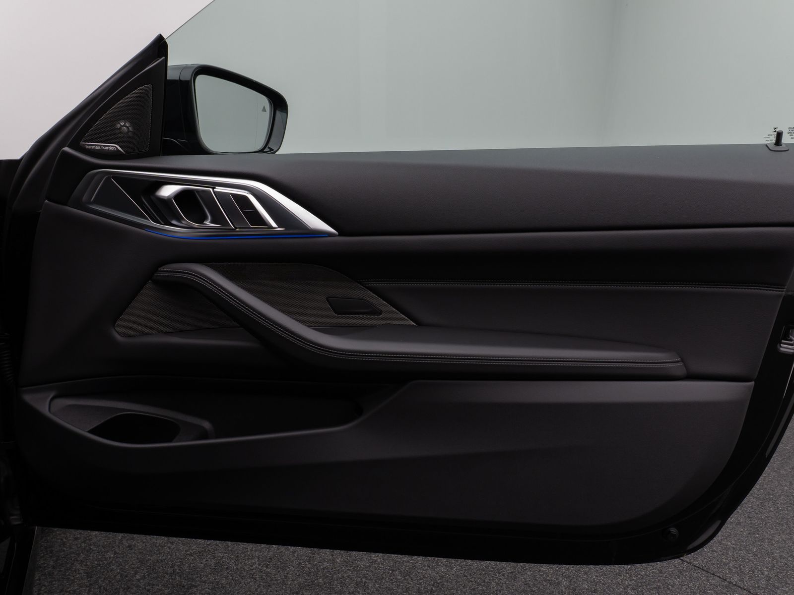 Fahrzeugabbildung BMW 420i Coupé M Sport Glasdach Kamera DAB H/K Komfo