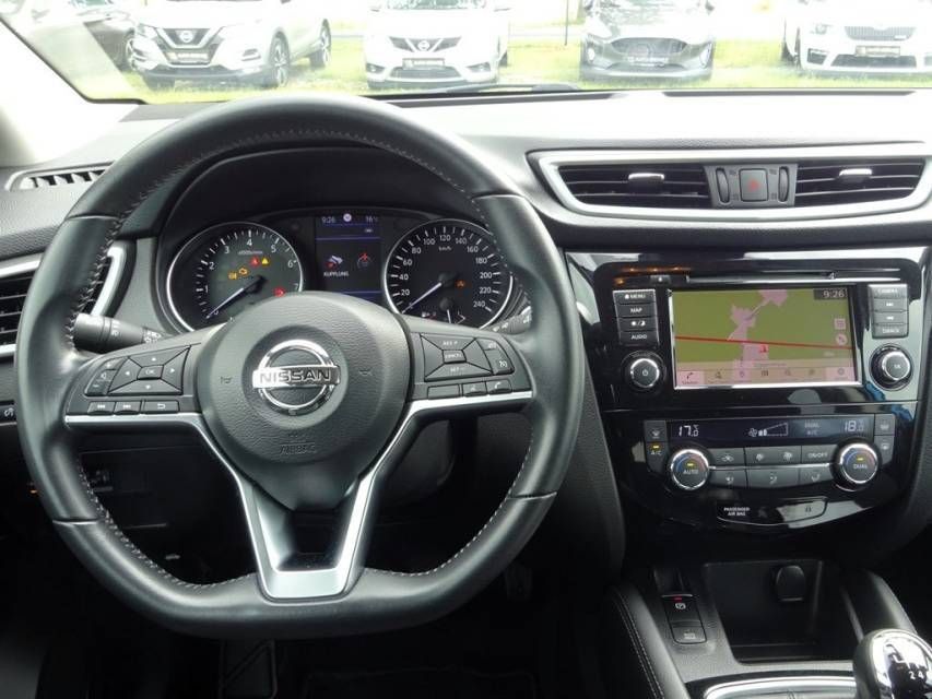Fahrzeugabbildung Nissan Qashqai 1,3 DIG-T  N-Connecta