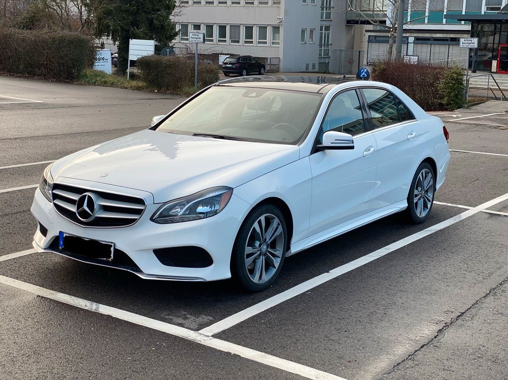 Image of Mercedes-Benz E 350