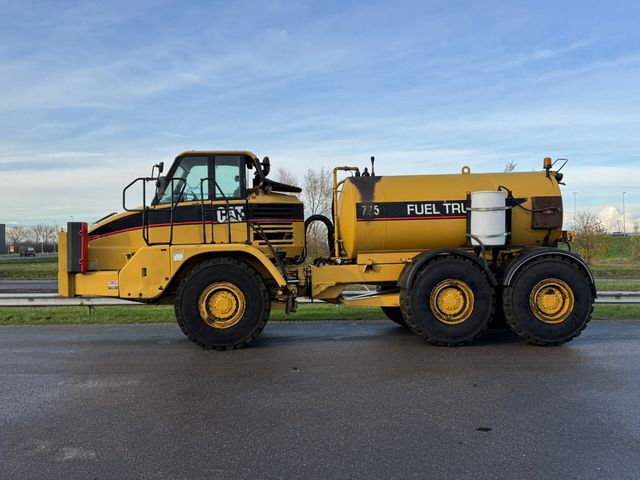 Altele Caterpillar 725 Fuel truck