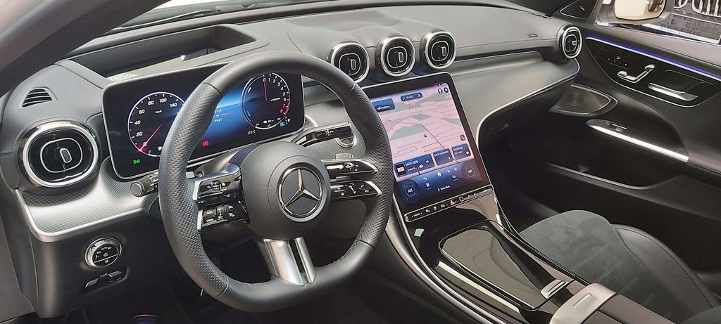 Mercedes-Benz C 300 e AMG PANO TOTW DISTR 360° AHK NETTO 42500