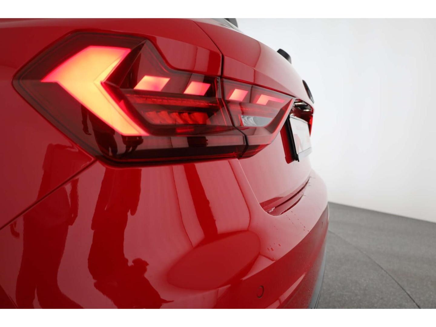 Audi A1 Sportback 40 TFSI S line edition NAV/VCP/LED, миниатюра 23
