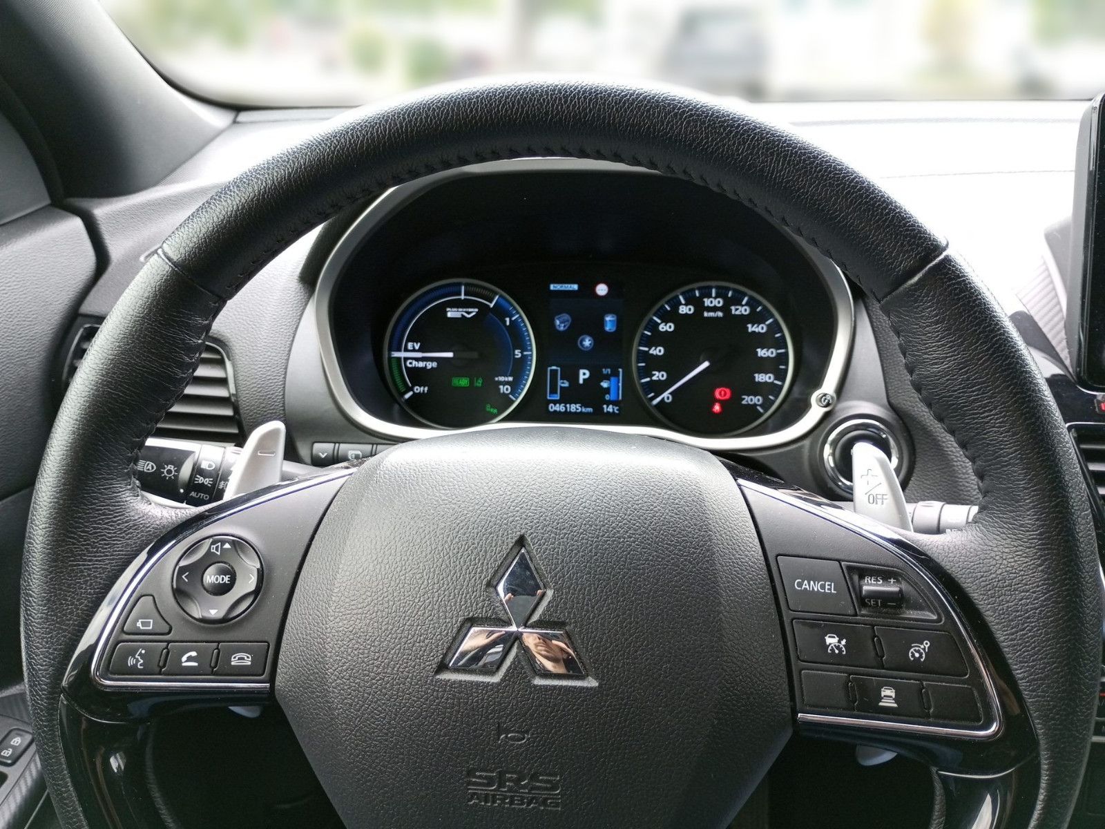 Fahrzeugabbildung Mitsubishi Eclipse Cross PHEV Plus SELECT AHK 4WD