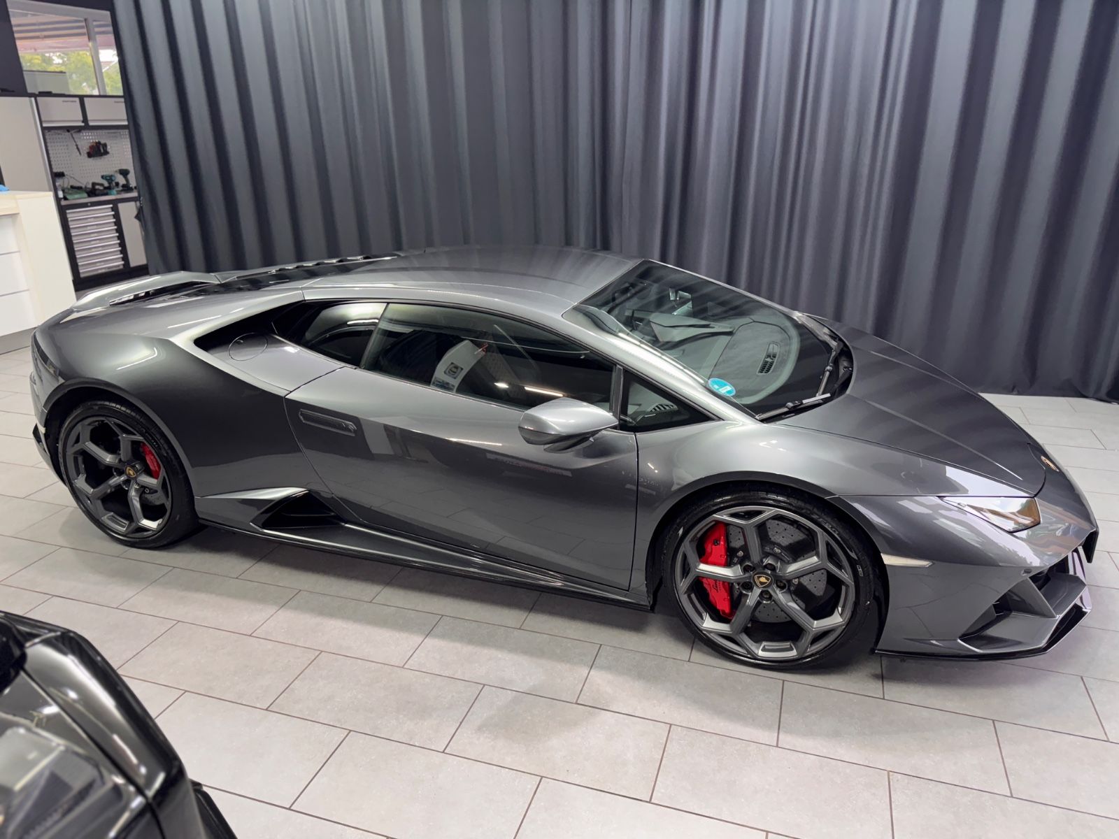 Fahrzeugabbildung Lamborghini Huracan EVO LP640|LIFT|SENSONUM|KAMERA|AD PERSON