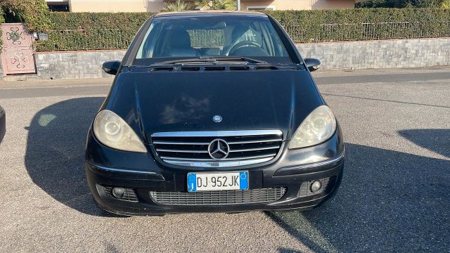 Mercedes-Benz Mercedes-benz A 180 A 180 d 4p. Business