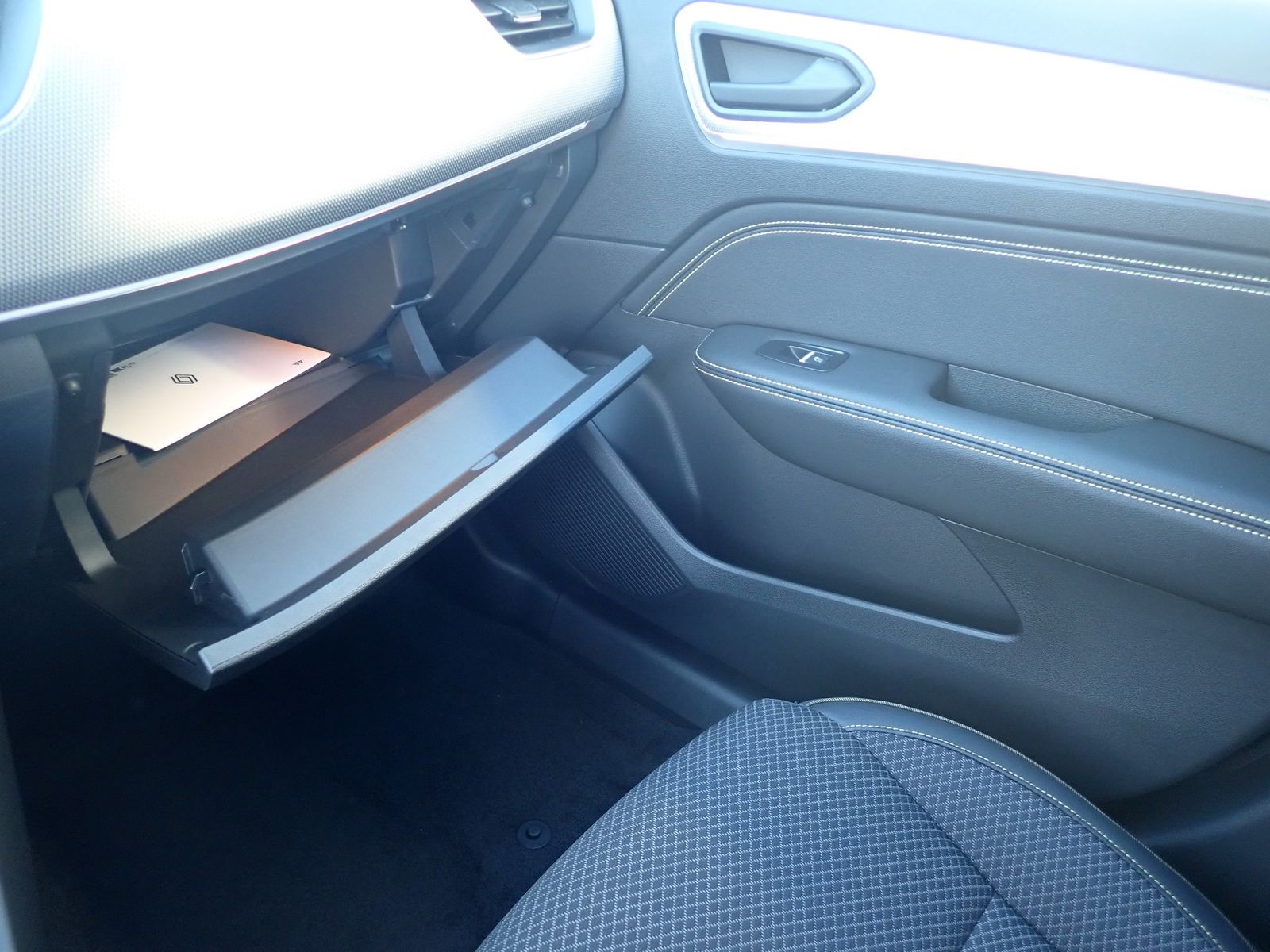 Fahrzeugabbildung Renault Arkana Techno Mild Hybrid 140 EDC