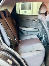 Fahrzeugabbildung Ssangyong Tivoli Amber 1,5P 2WD