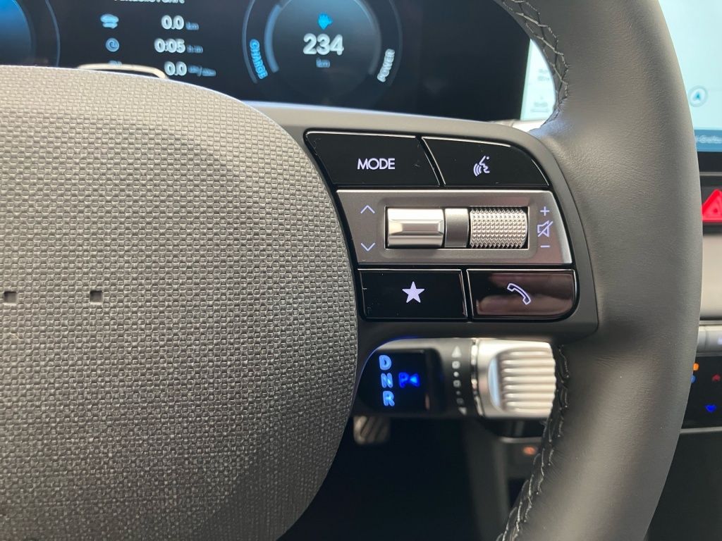 Fahrzeugabbildung Hyundai IONIQ 5 2WD 84kWh Centriq 2xKlima AUT KlimaA SHZ