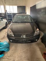 Renault Clio 1.2 - Renault Clio aus 2000