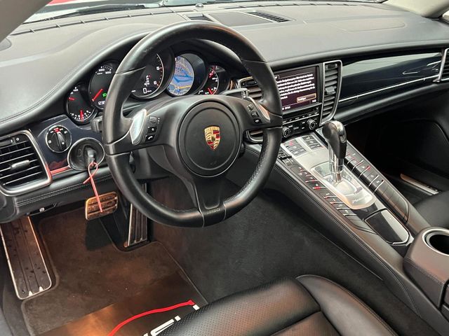 Porsche Panamera Automatik,Xenon,Leder,Navi,Schiebedach