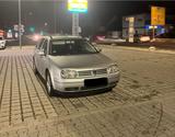 Volkswagen VW Golf 4 Variant 1,6L - Volkswagen Golf aus 2004: Variant