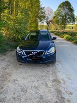 Volvo XC60 D5 AWD Kinetic Geartronic Kinetic - Volvo XC60 mit Diesel-Antrieb: Geländewagen, Awd Kinetic