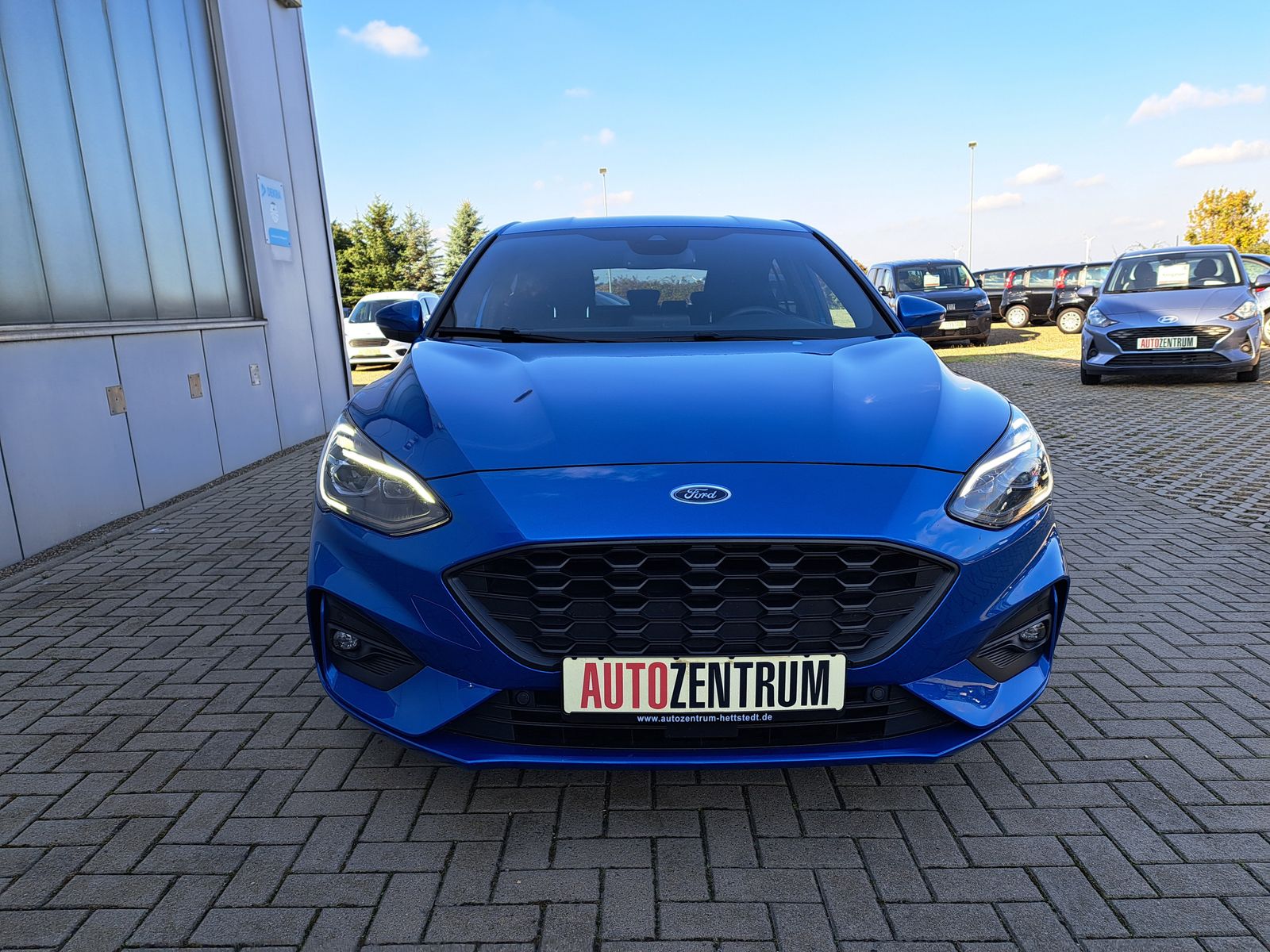 Fahrzeugabbildung Ford Focus ST-Line LED NAVI KAMERA PARK-ASSISTENT