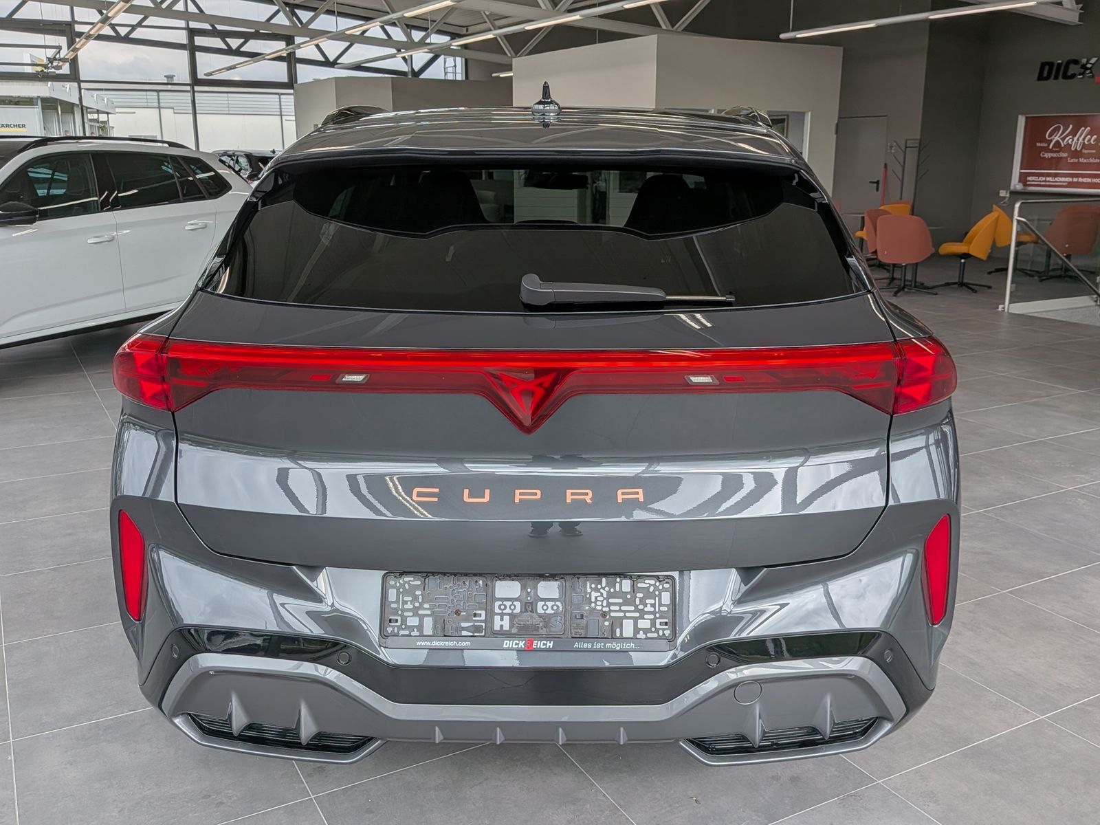 Изображение автомобиля CUPRA Terramar 1.5eTSI HUD DCC Matrix Pano Sennh. 20".