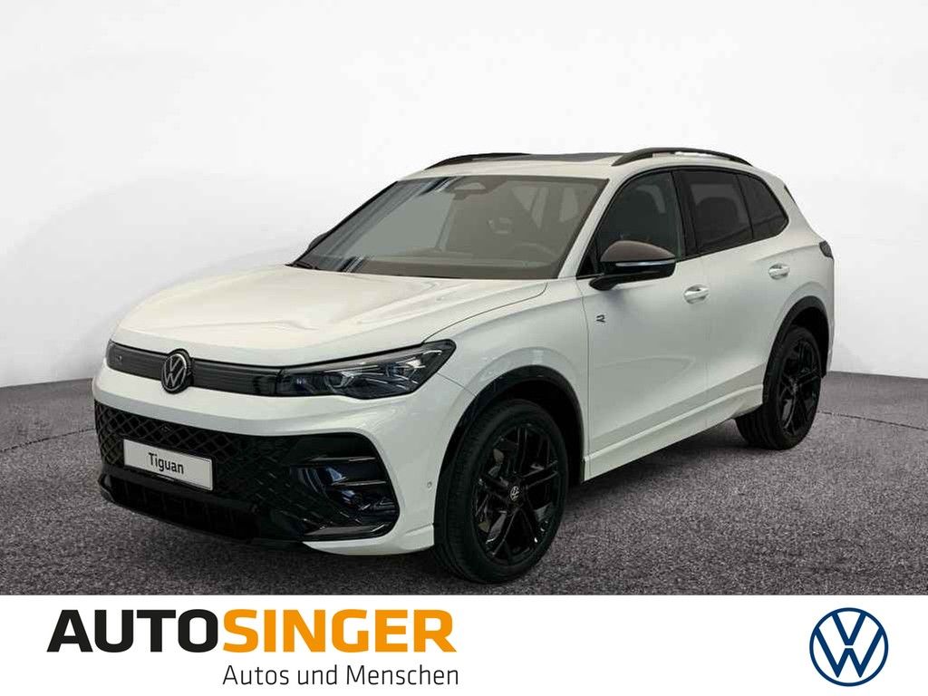 Volkswagen Tiguan R-Line TSI 4M AHK*PANO*NAV*HUD*CAM