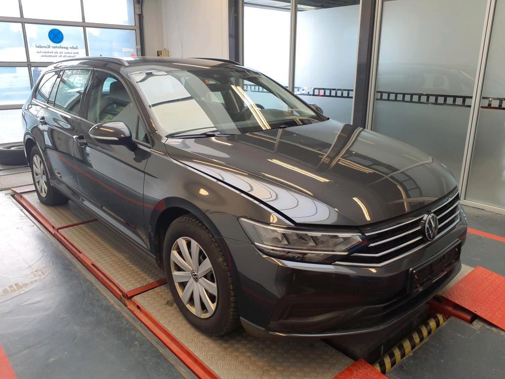 Volkswagen Passat Variant Business Premium *AHK*