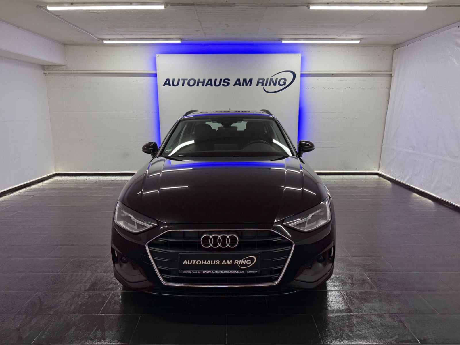 Audi A4 - 1