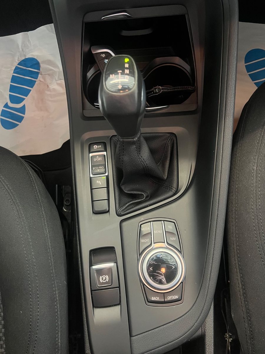 Fahrzeugabbildung BMW X1 sDrive 18 d Advantage *LED*NAVI*SITZHEIZUNG*