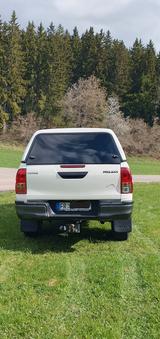 Toyota Hilux 2,4 l Double Cab 4x4 Duty, Hardtop (BW) - Toyota Hilux: Allradantrieb, Cab