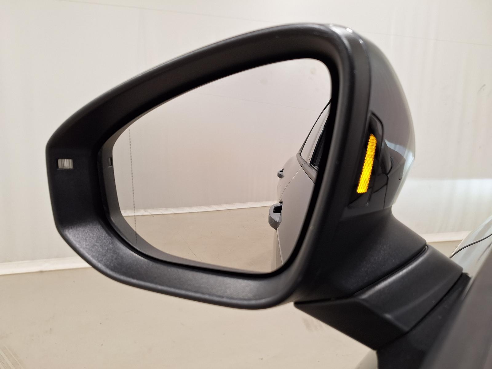 Volkswagen Passat 1.5 eTSI DSG ACC LED Navi Winter, миниатюра 28