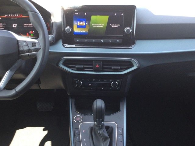 Fahrzeugabbildung SEAT Arona Xperience AHK 18"LM