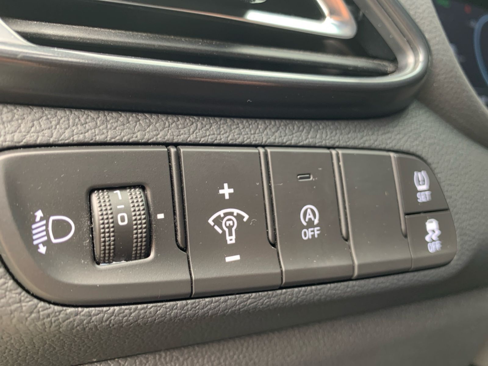 Fahrzeugabbildung Hyundai i30 1.5 T-GDI 7-DCT N Line Mild-Hybrid Navi LED