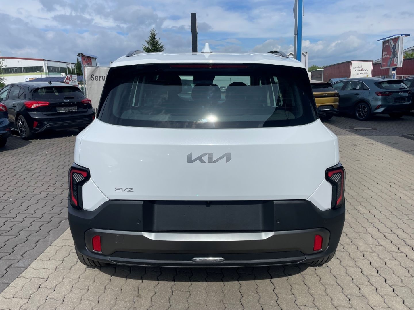 Fahrzeugabbildung Kia EV2 108 kW Earth 360 Kamera totWinkAss LED DAB