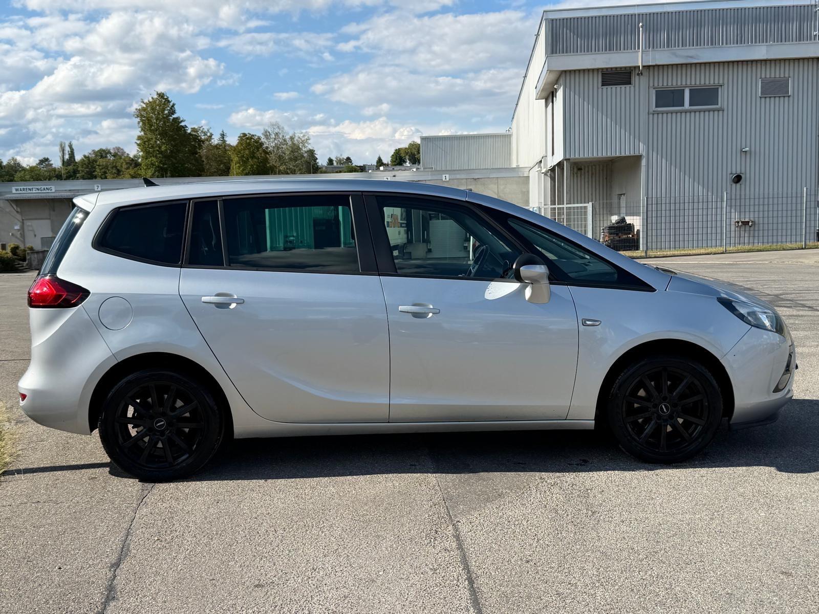 Opel Zafira 2015 — engine 1.364 cm³, 140 HP (103kW)