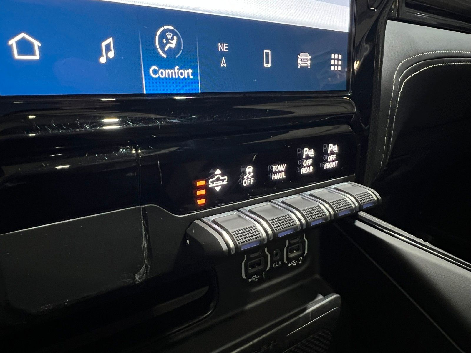 Fahrzeugabbildung Dodge RAM  1500 LIMITED NIGHT CREW CAB 4X4 *RTR UMBAU*