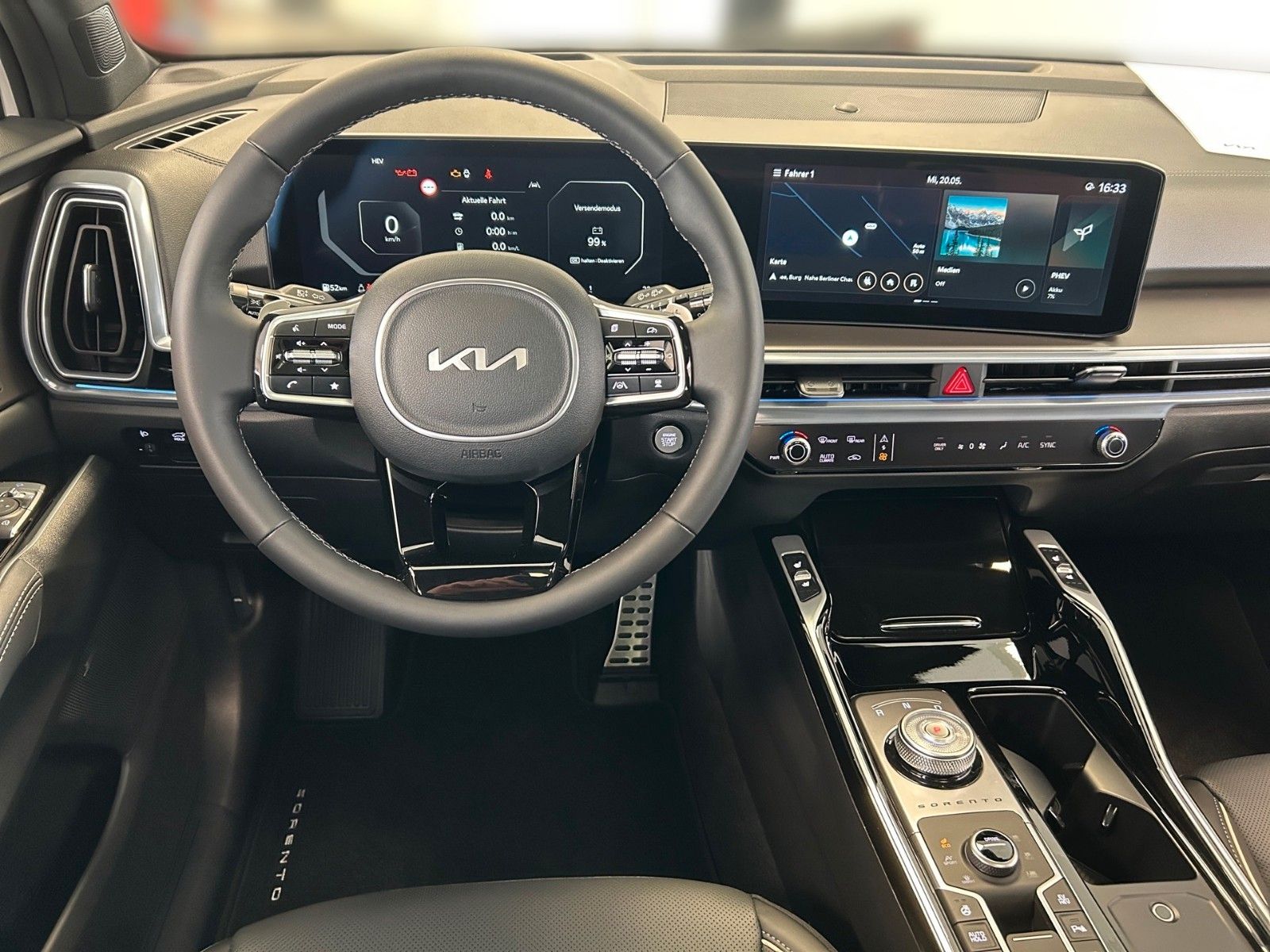 Fahrzeugabbildung Kia SORENTO PE 1.6T PHEV AWD PLAT NAP PR GD