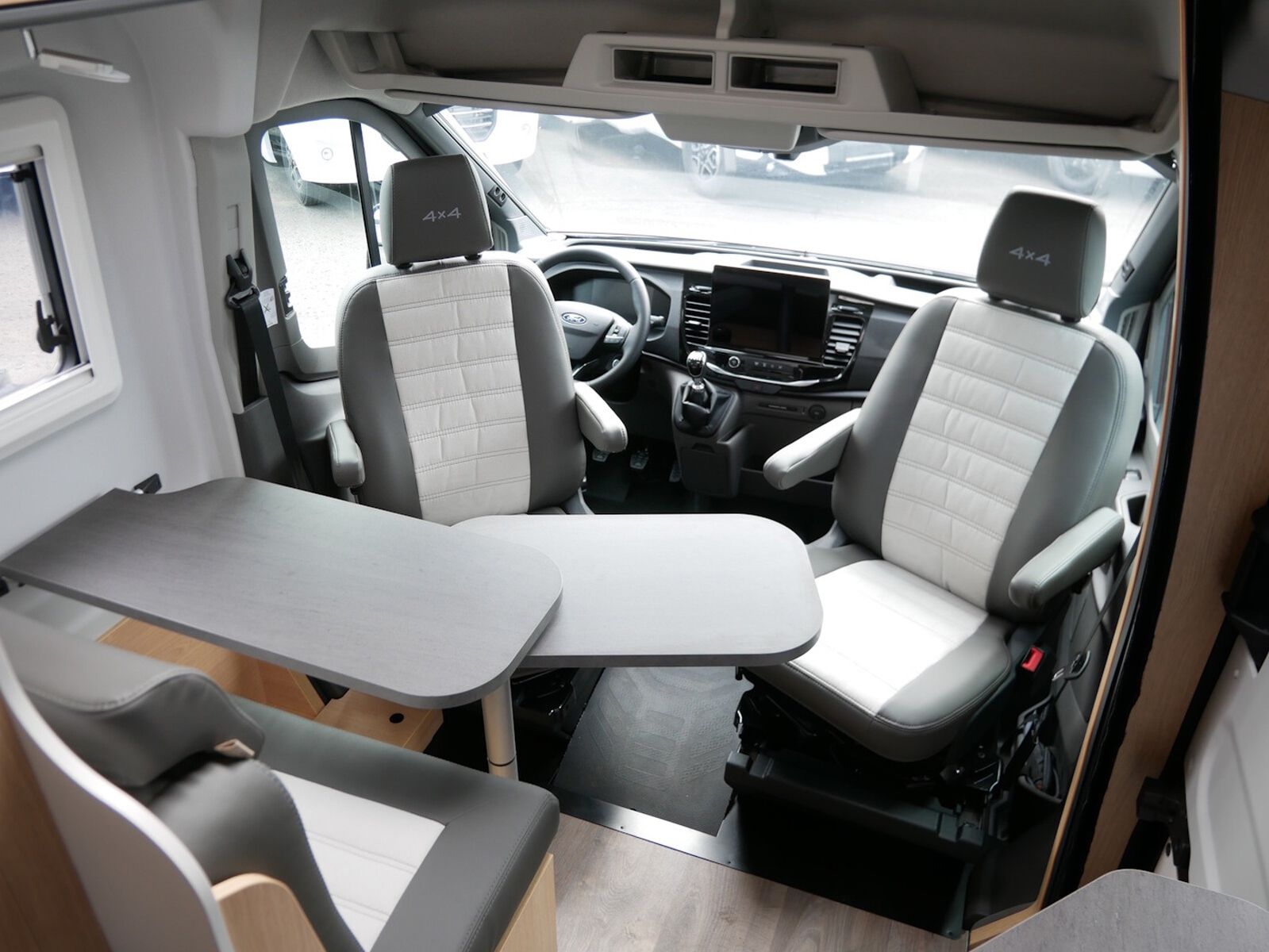 Fahrzeugabbildung Sunlight Cliff 4x4 590 Ford, 4x4, Markise
