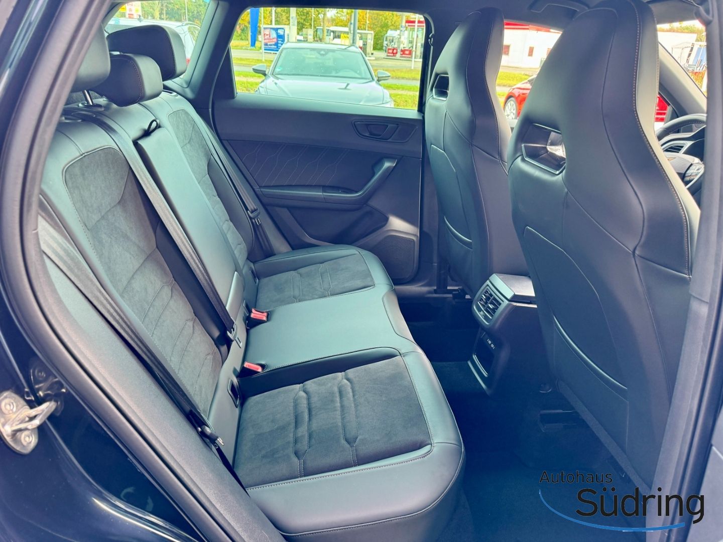 Ateca 2,0 TSI 4Drive DSG AHK Navi 360 Kamera LED