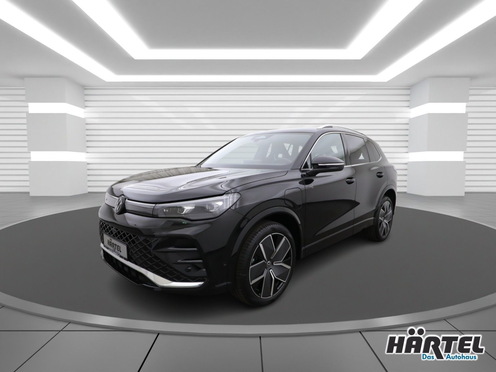 Volkswagen TIGUAN R-LINE EHYBRID 1.5 TSI DSG Sportpaket LED imagem 2