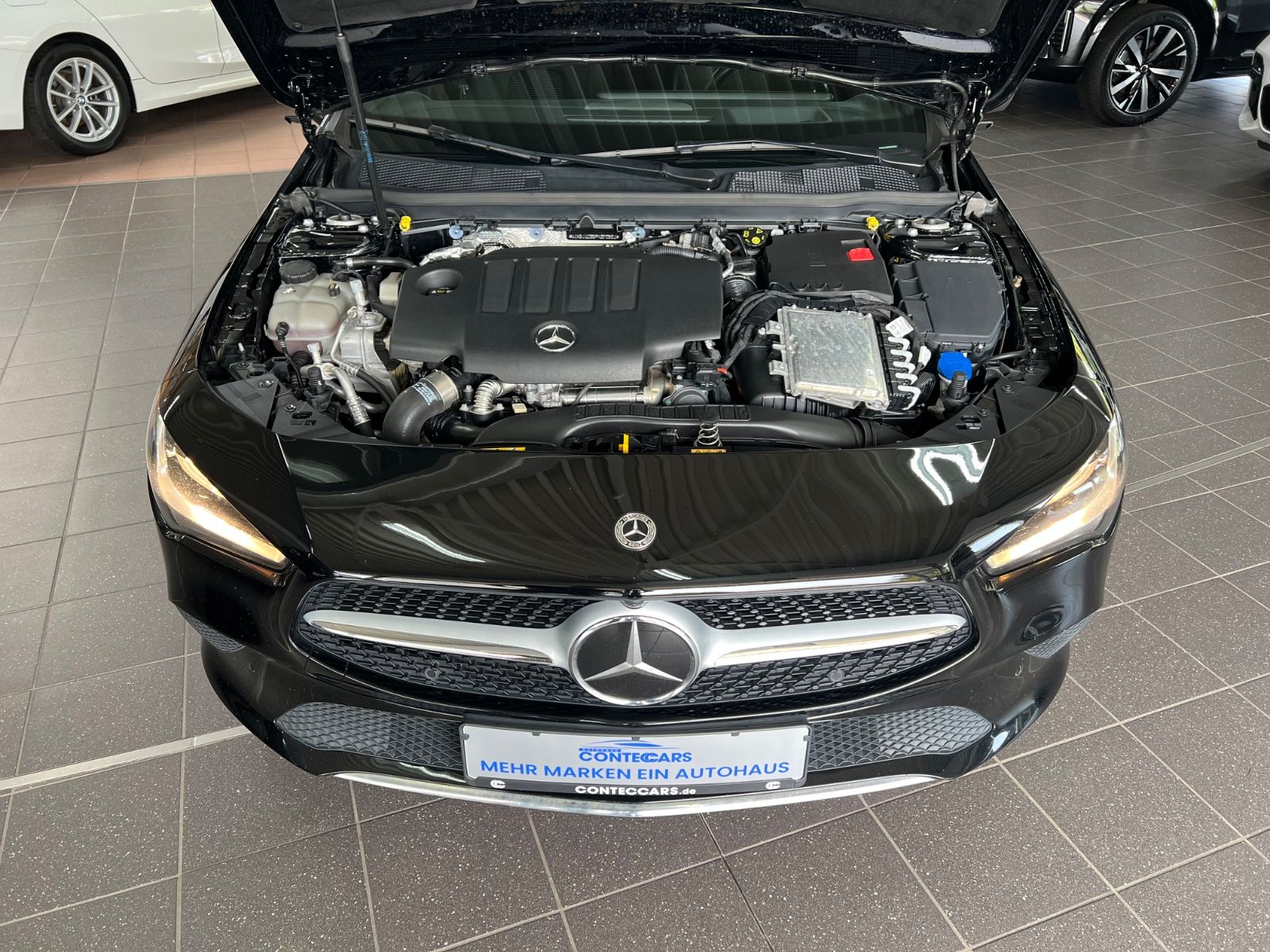 Mercedes-Benz CLA 200 d Coupe Keyless-Go-HuD-Park 360°-AMBIENT foto 5