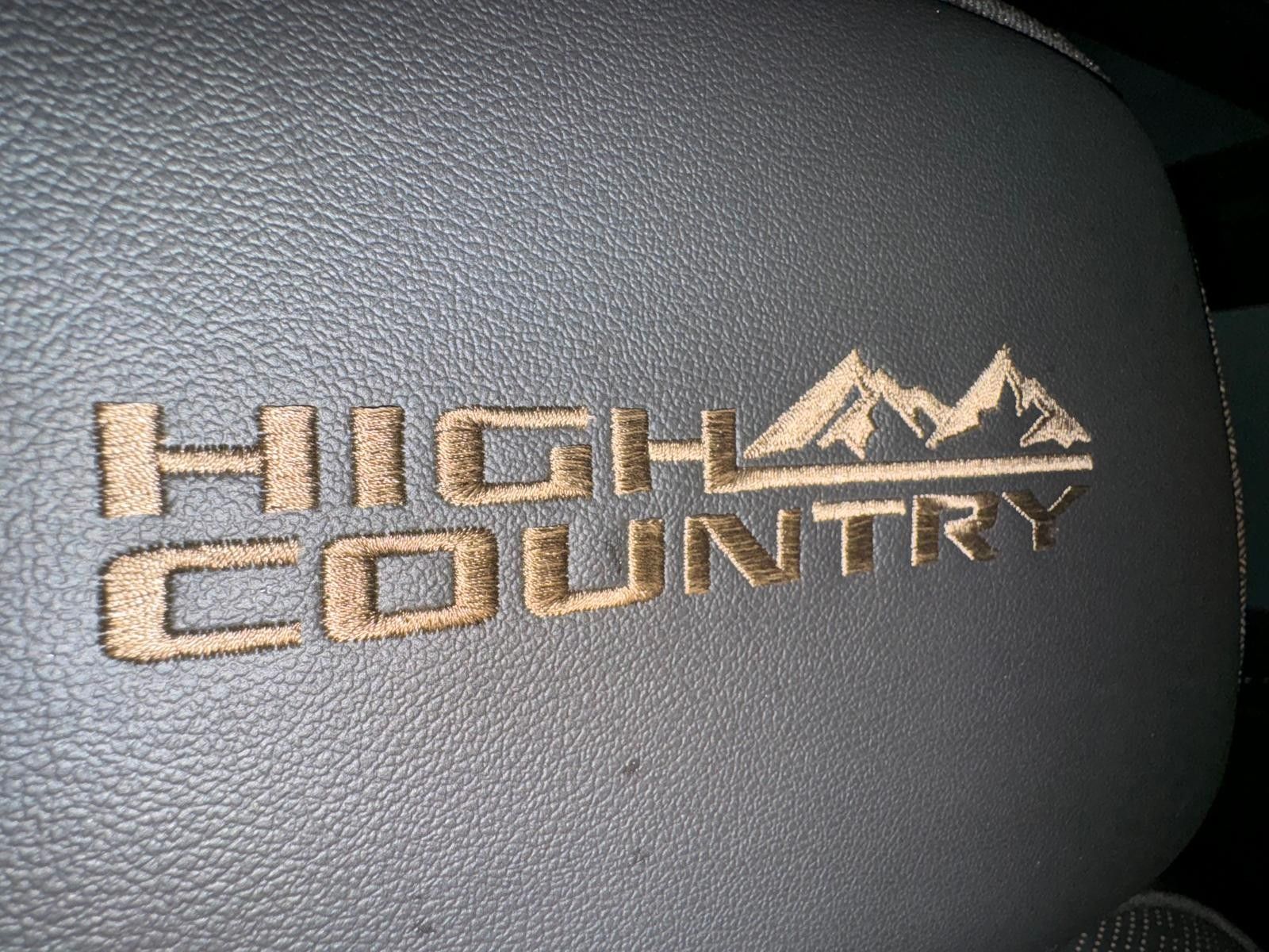 Fahrzeugabbildung Chevrolet TAHOE 6.2 ECOTEC HIGH COUNTRY 4x4-HUD-PANO