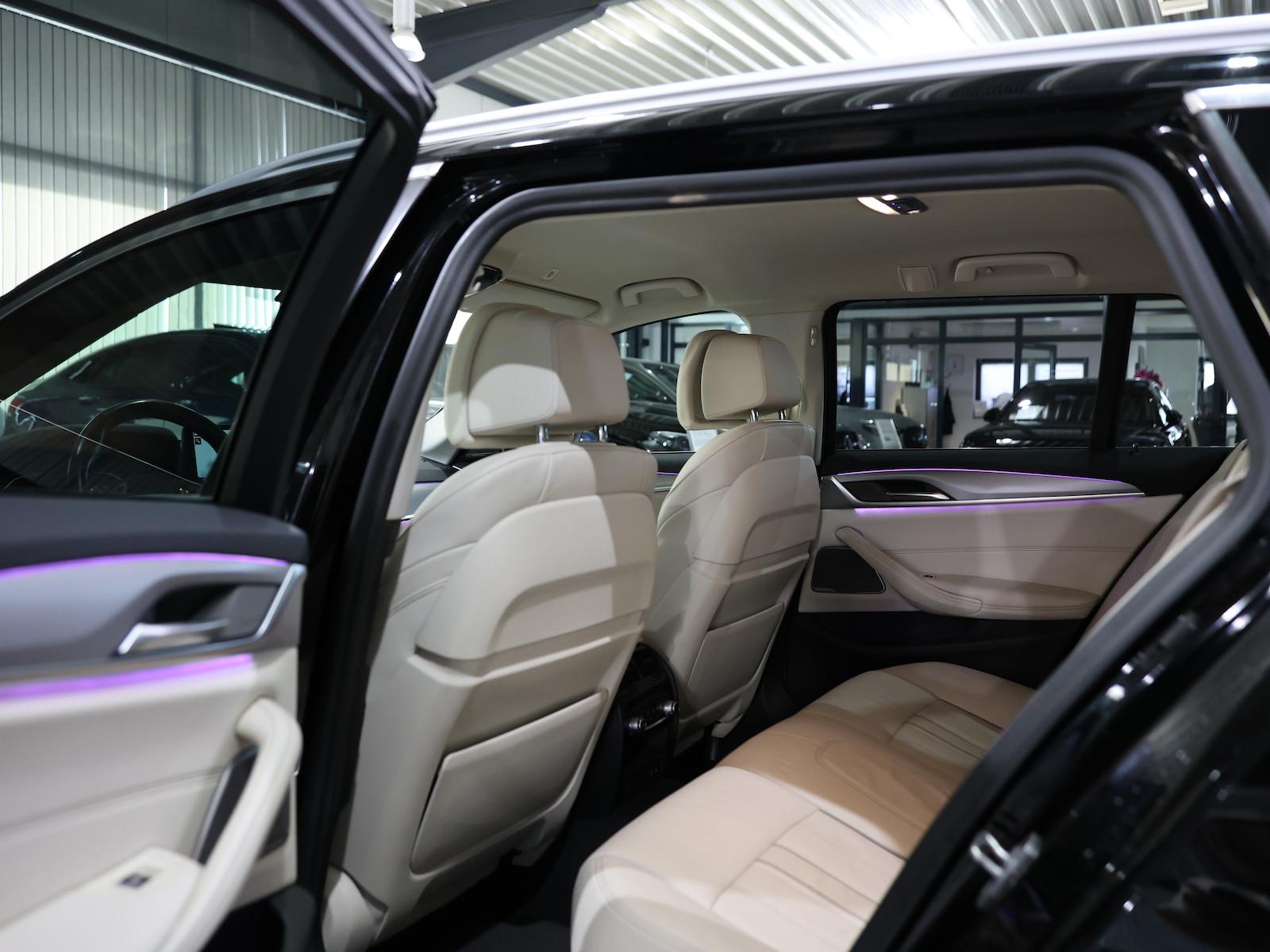 BMW 520d Touring BUSINESS / LIVE-COCKPIT+NAVI+360°