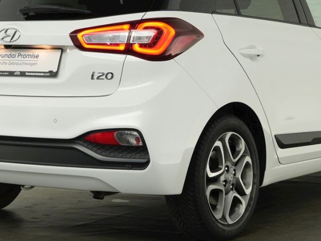 i20 STYLE+NAVI+RÜCKFAHRKAMERA+SCHIEBEDACH+SITZ-/