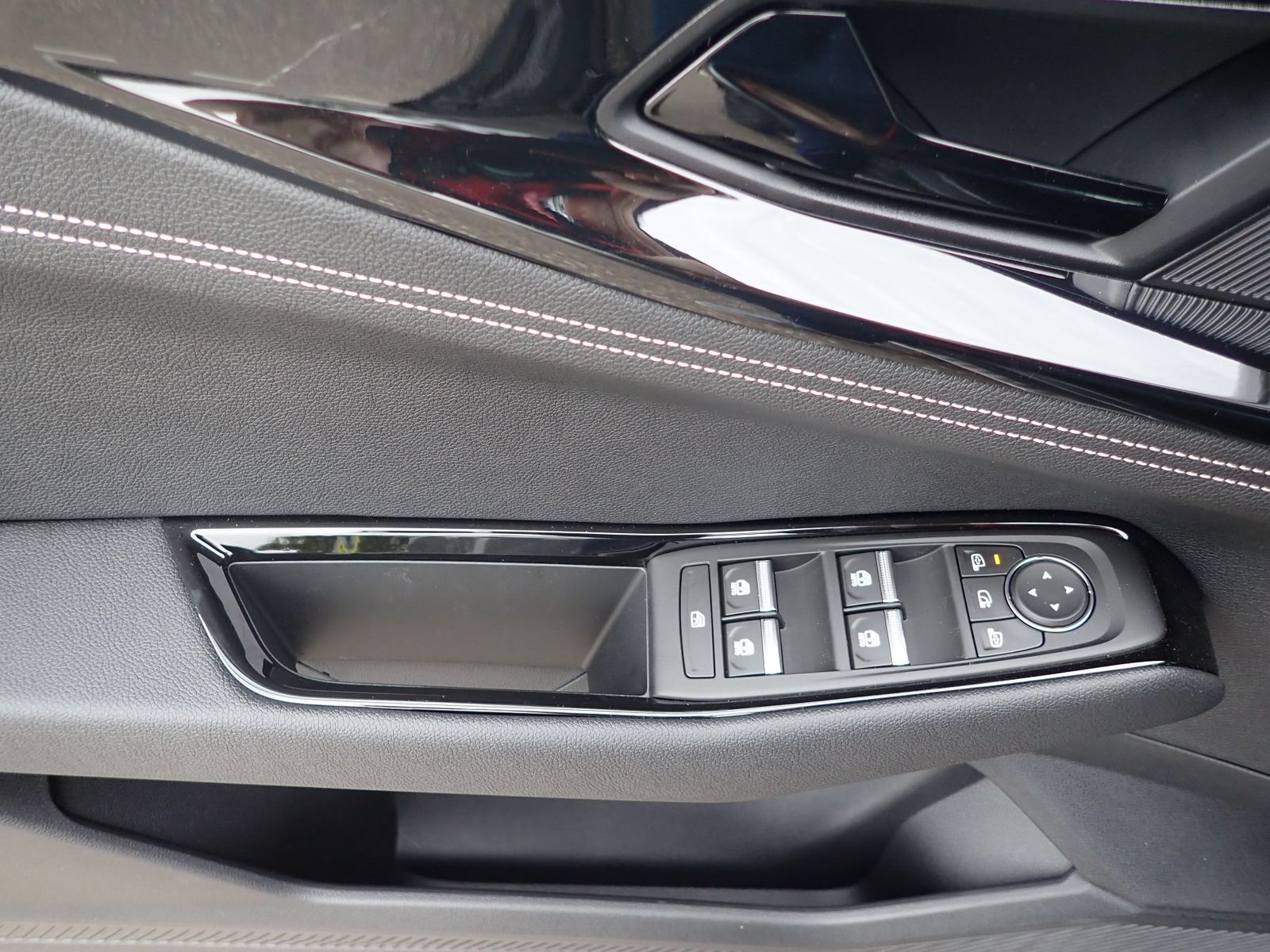 Fahrzeugabbildung Renault Austral Evolution Mild Hybrid 160 Automatik Desi