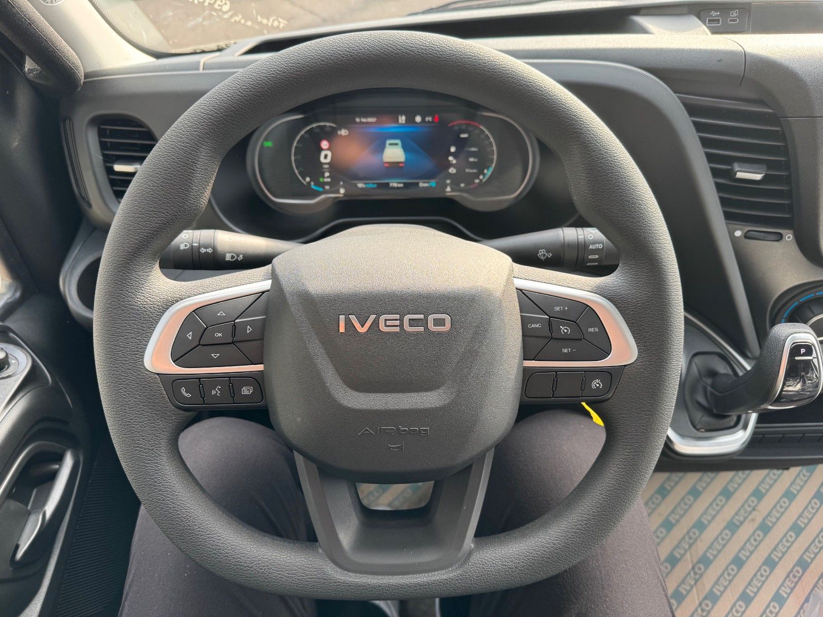 Fahrzeugabbildung Iveco Daily 35S14 A8 *R4.100mm*Automatik*Kamera*