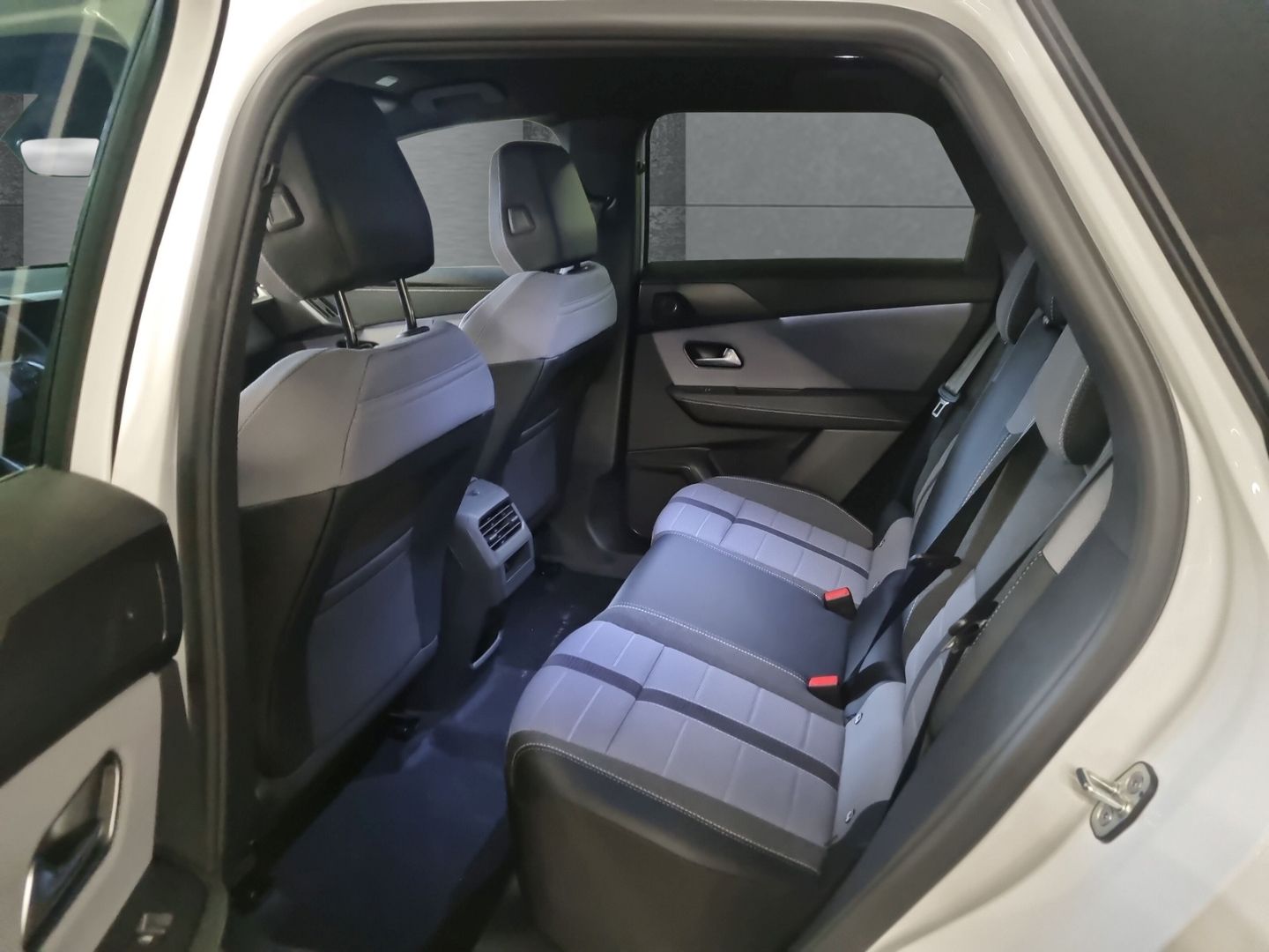 Opel Grandland (X) - Bild 9