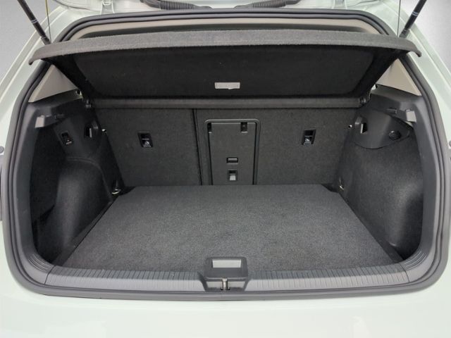 Golf VIII 1.5 TSI STYLE AHK+LED+KLIMA+ACC+PDC+SH