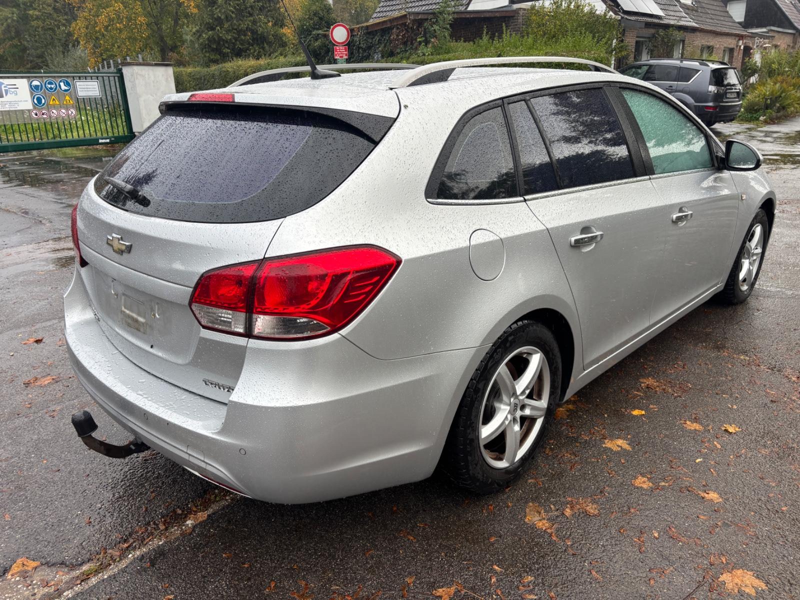 Chevrolet Cruze 2013 — engine 1.998 cm³, 163 HP (120kW)