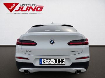 BMW X4 - 10