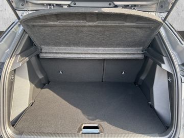 Peugeot 2008 GT HYBRID 145 e-DSC6 PANO*AWR*KEYLESS