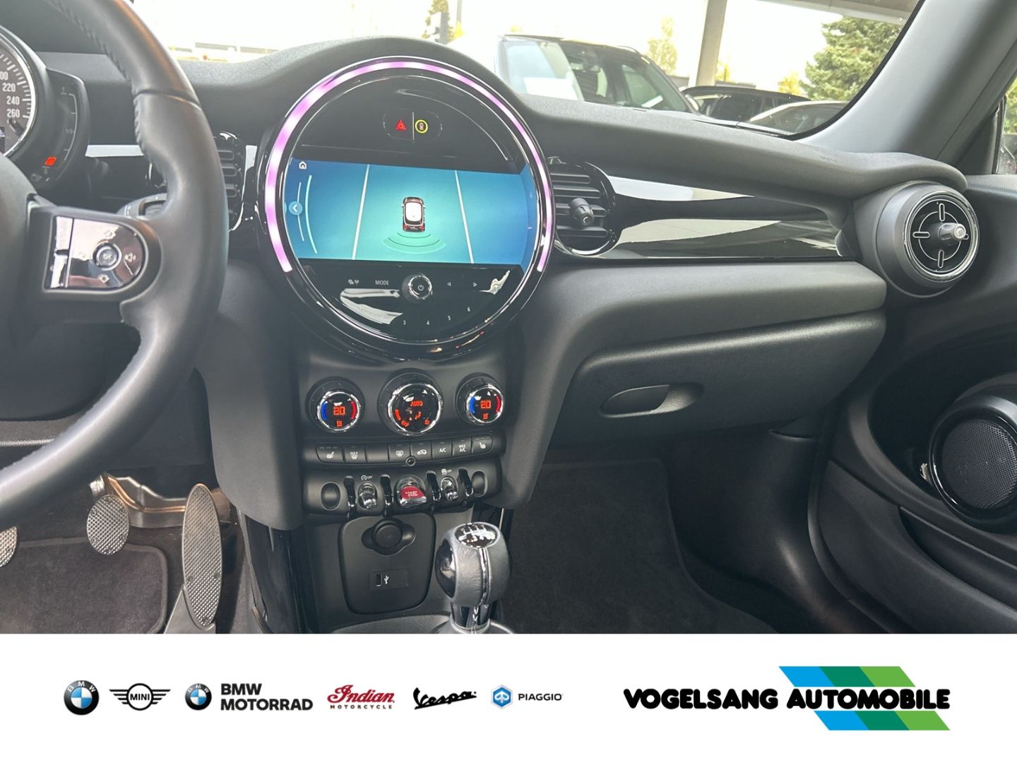 Fahrzeugabbildung MINI Cooper Classic Trim,Tempomat,L&MFelgen,LEDSchein